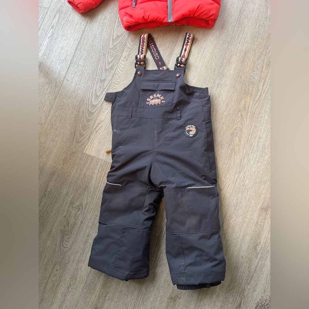 Kids winter jacket and pants pick up only college/Spadina Toronto